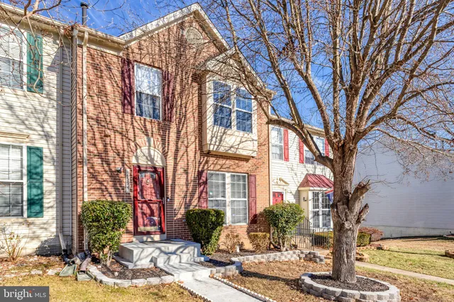 $3,425 | 2594 Sylvan Moor Lane, Woodbridge, VA 22191