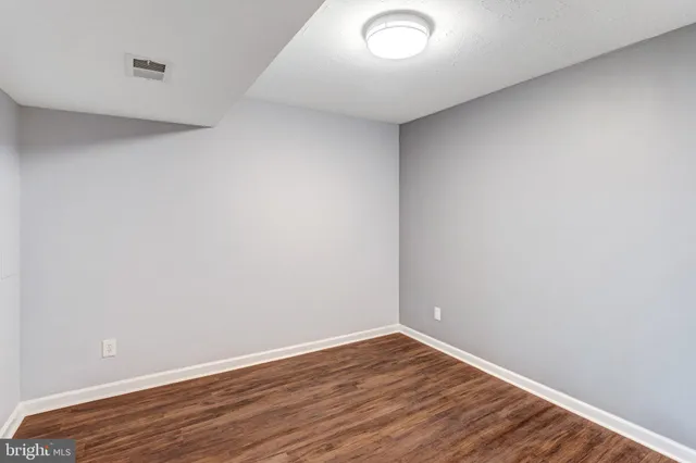 $3,425 | 2594 Sylvan Moor Lane, Woodbridge, VA 22191