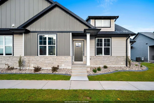 $529,900 | 2878 Howard Cmns, Howard, WI 54313