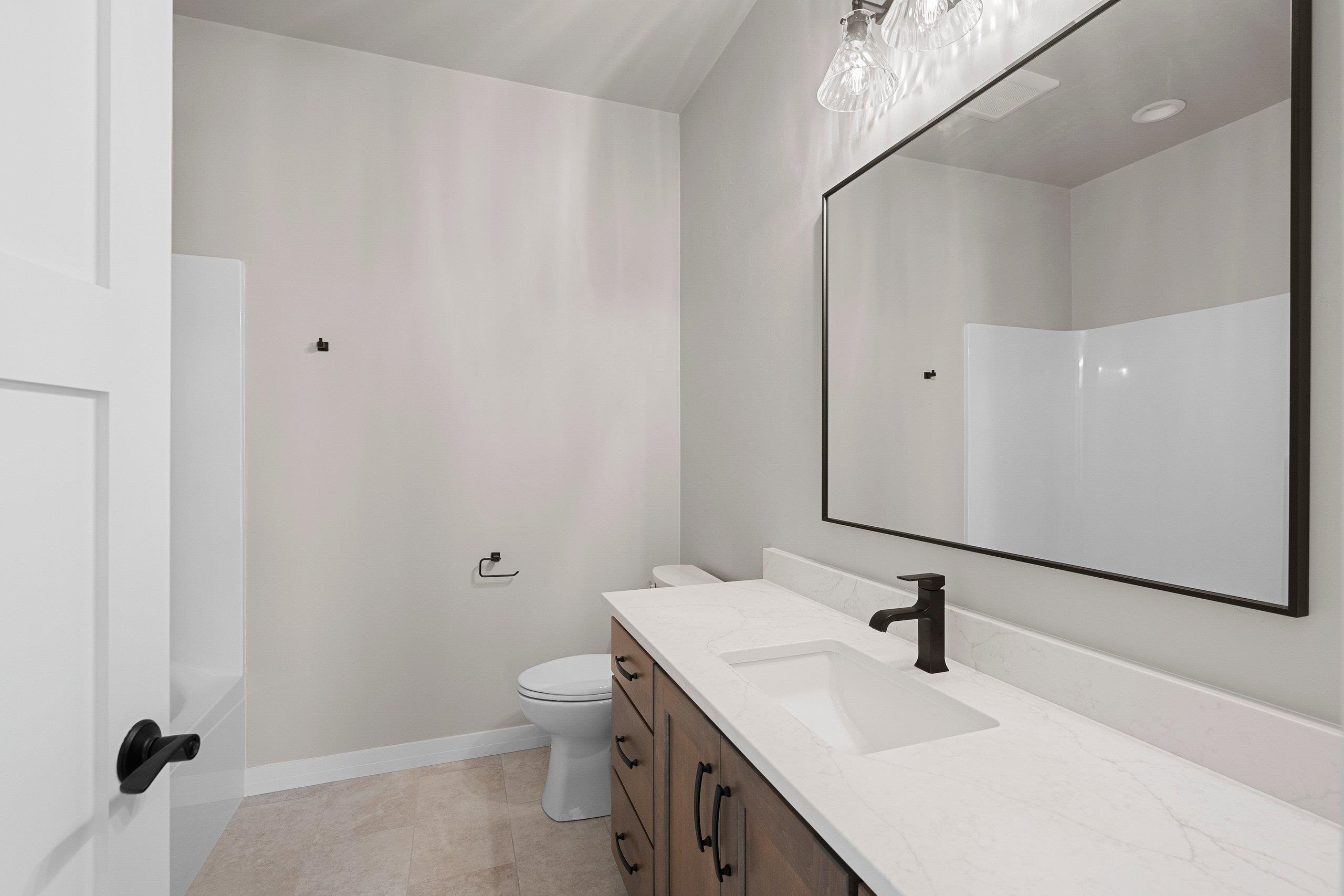 2878 Howard Cmns Howard, WI 54313 - Photo 26 of 34