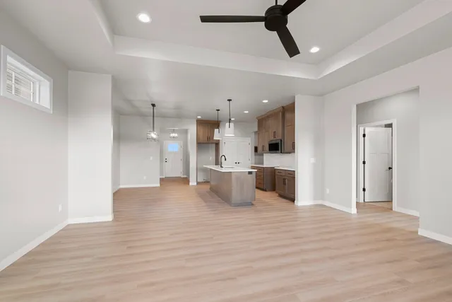 $529,900 | 2878 Howard Cmns, Howard, WI 54313