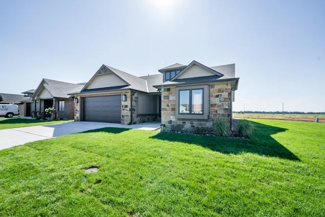 $475,000 | 1501 South Dove Place, Goddard, KS 67052