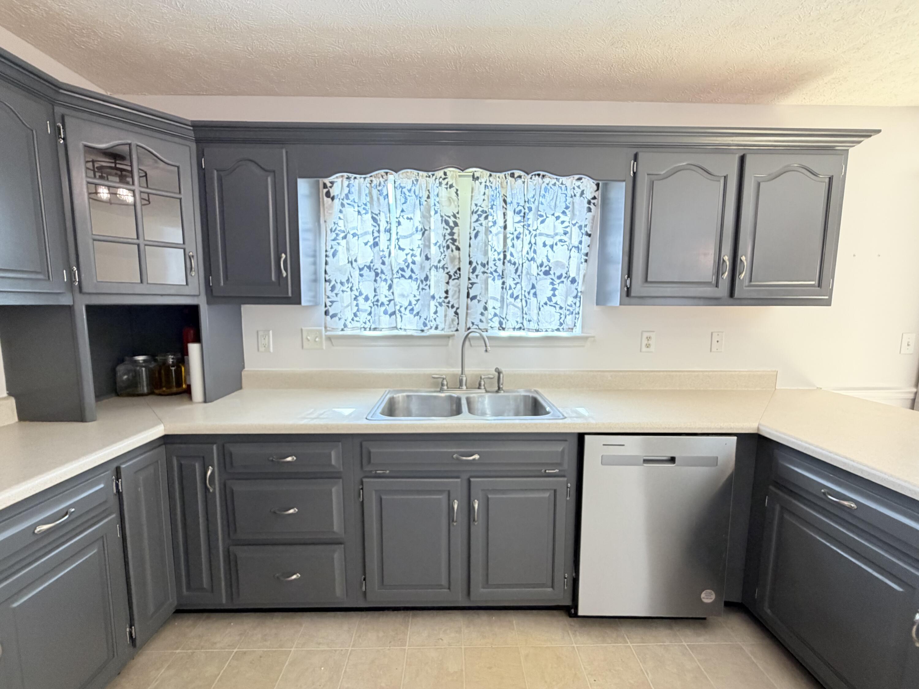 418 Water Mill Ringgold, GA 30736 - Photo 14 of 30 IMG_0882