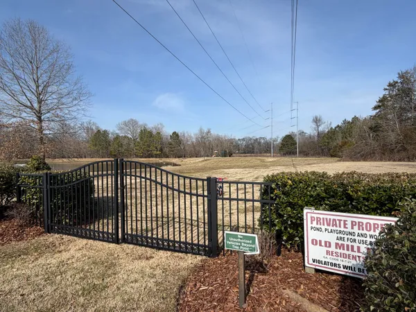 $2,000 | 418 Water Mill, Ringgold, GA 30736