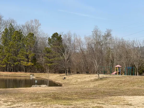 $2,000 | 418 Water Mill, Ringgold, GA 30736