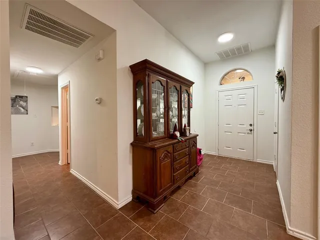 $2,100 | 2922 Custer Drive, Corinth, TX 76210