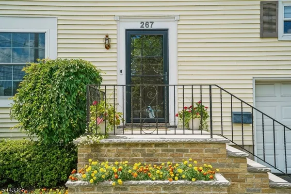 $799,900 | 267 Kings Road, Madison, NJ 07940