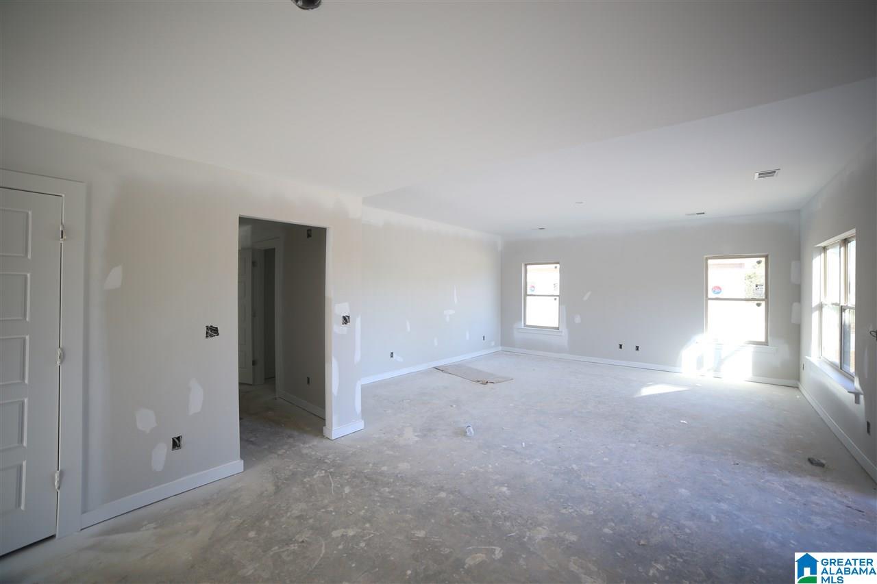 83 Carriage House Road Southwest Bessemer, AL 35022 - Photo 10 of 17