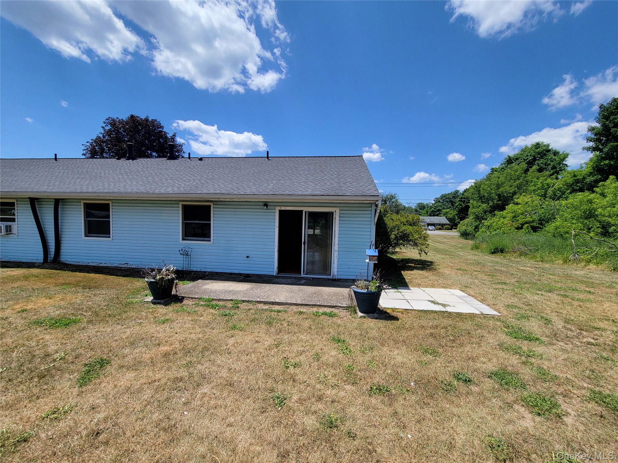 94 Plains Road, Unit LEFT SIDE Walden, NY 12586 - Photo 5 of 22