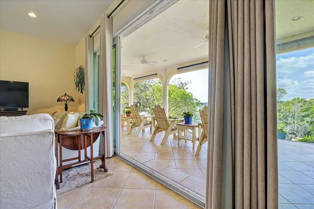 $1,200,000 | 333 Compass Lake Drive, Alford, FL 32420