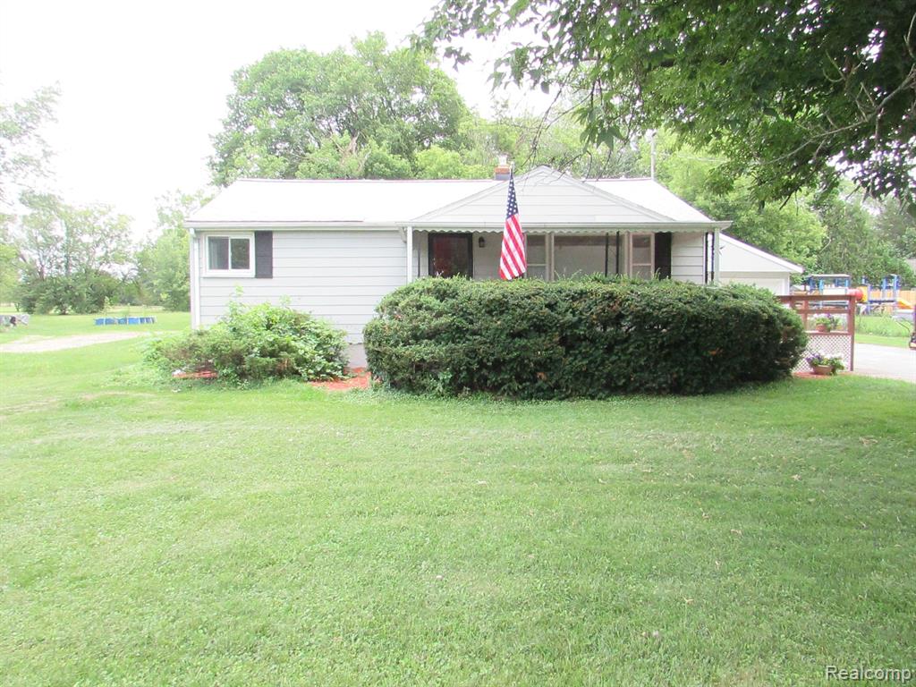 2003 Belsay Road Burton, MI 48519 - Photo 2 of 47