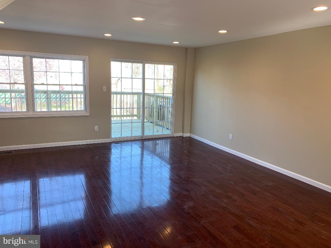 3131 Birch Road Philadelphia, PA 19154 - Photo 2 of 7