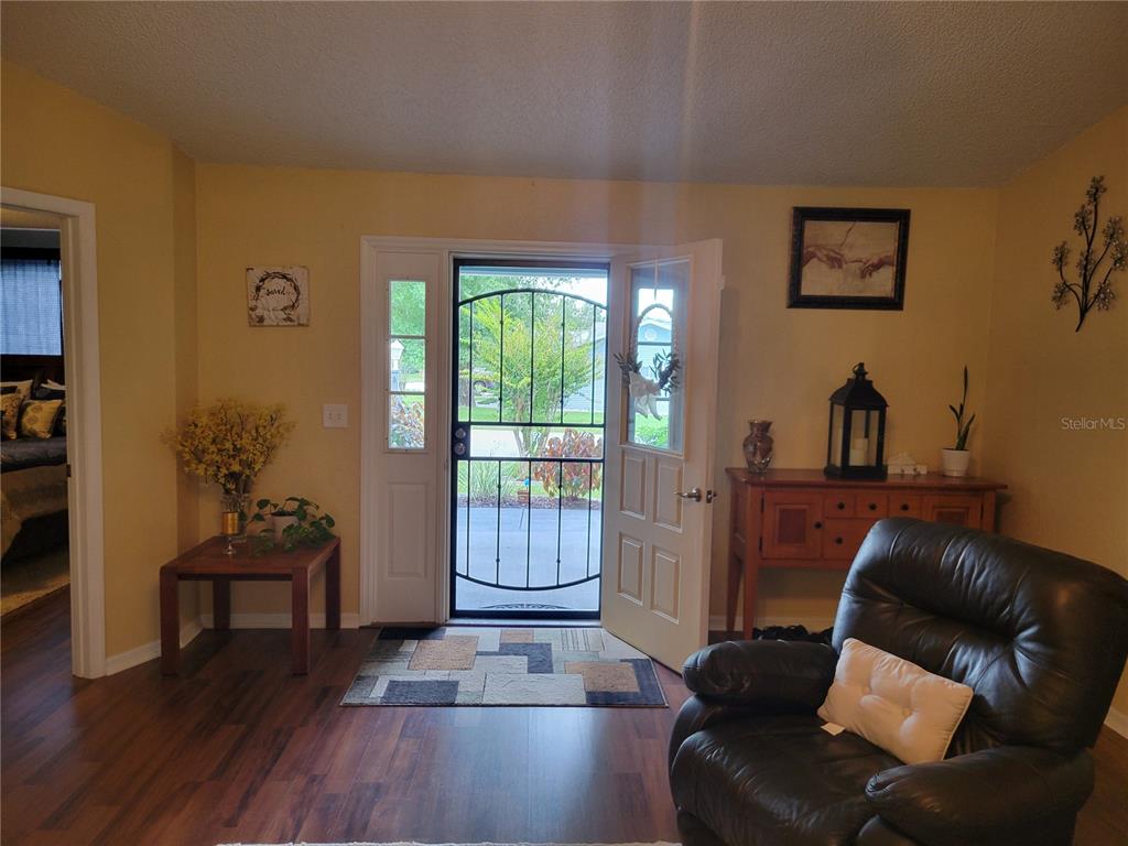 8287 Southwest 108th St Road Ocala, FL 34481 - Photo 3 of 32 Gallery Image 3