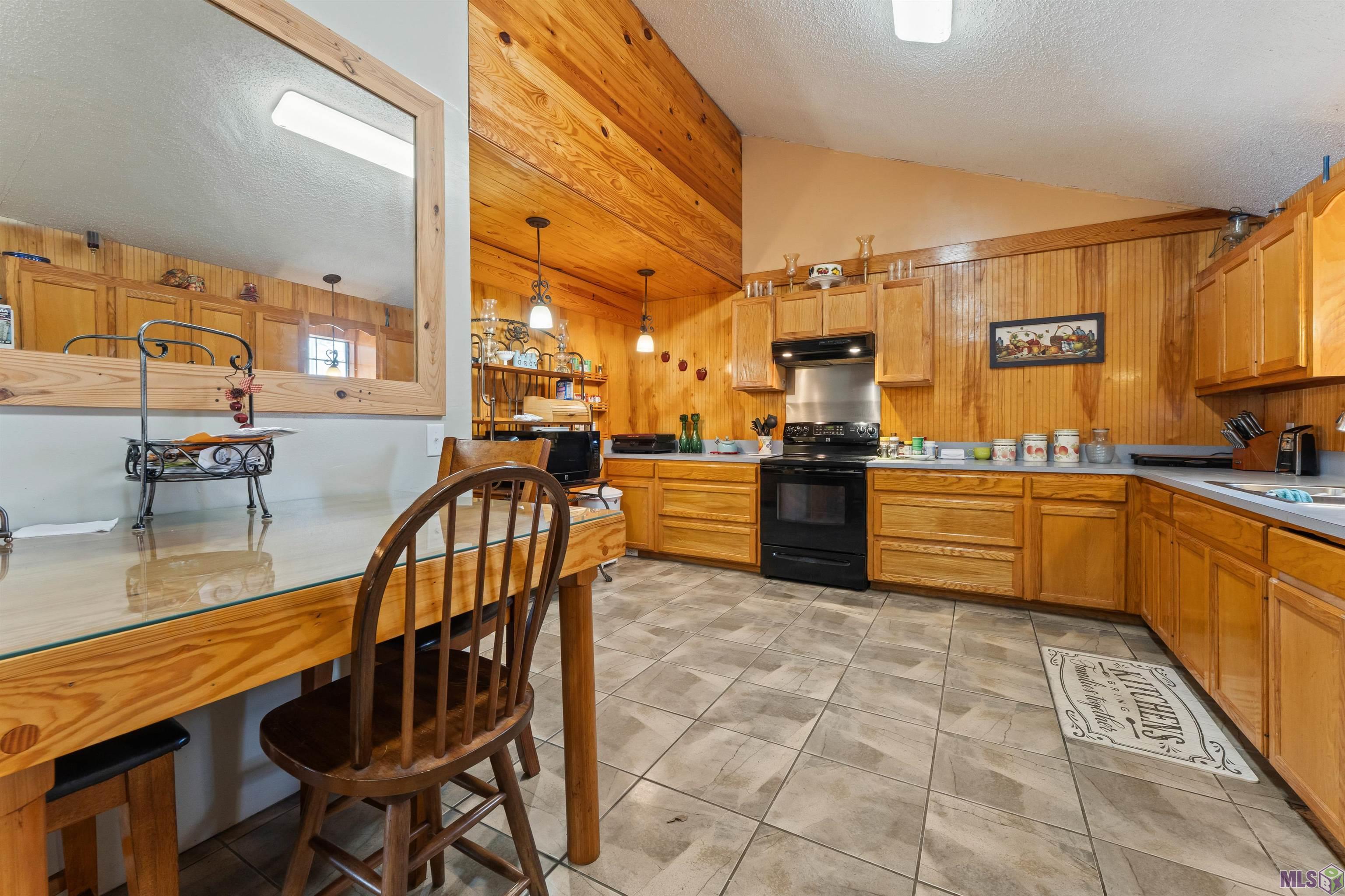 3718 Highway 10 Jackson, LA 70748 - Photo 14 of 32