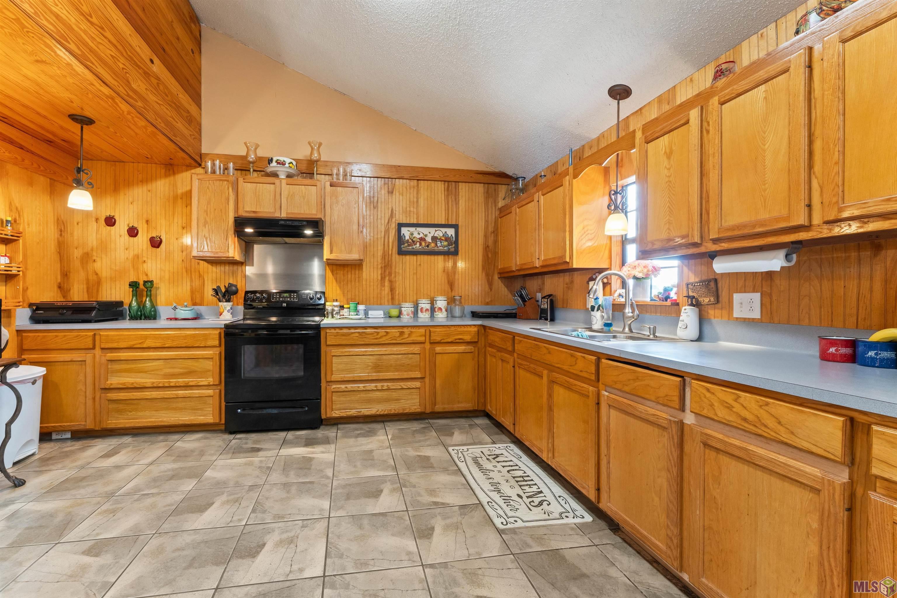 3718 Highway 10 Jackson, LA 70748 - Photo 15 of 32