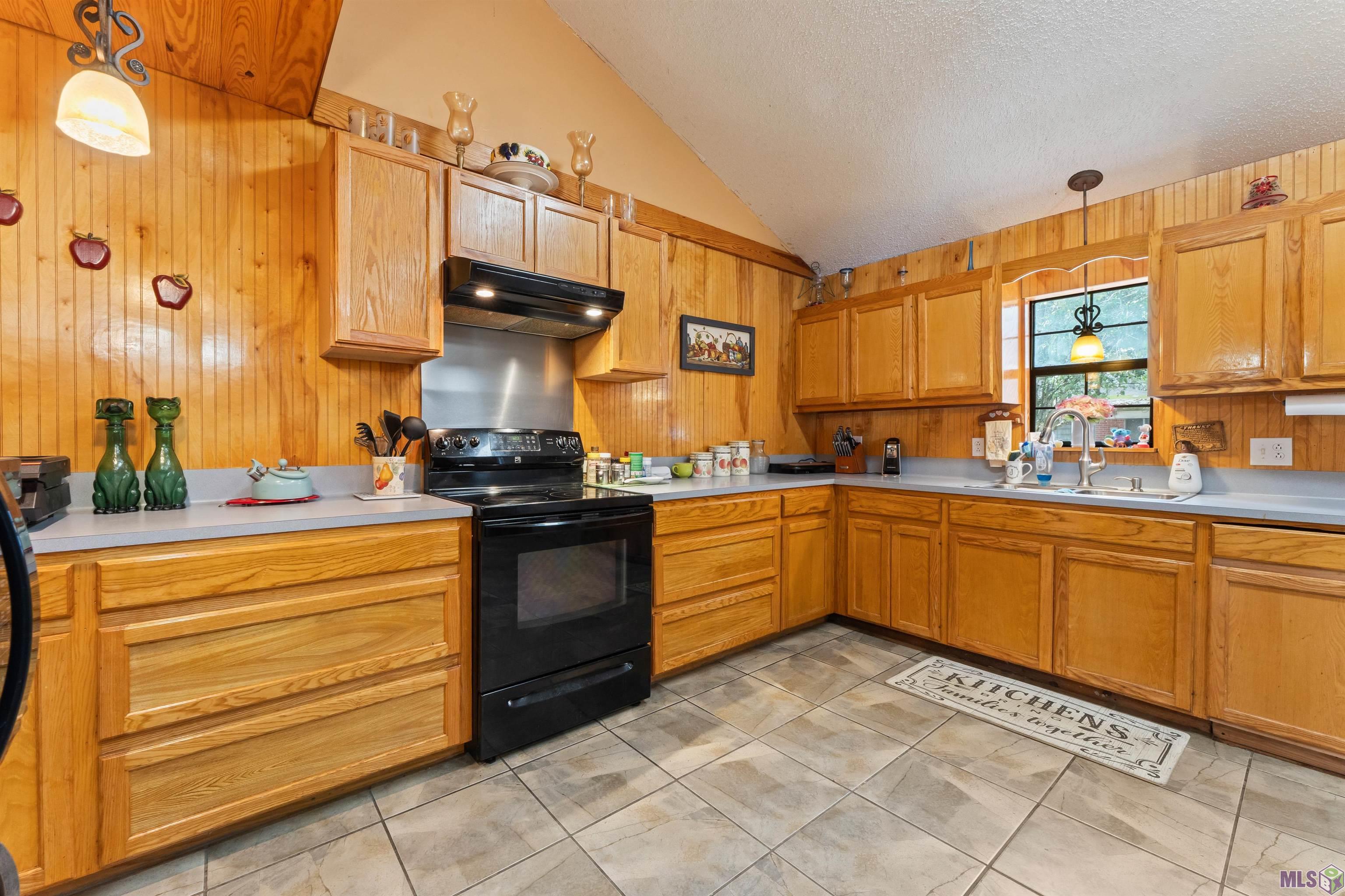 3718 Highway 10 Jackson, LA 70748 - Photo 16 of 32