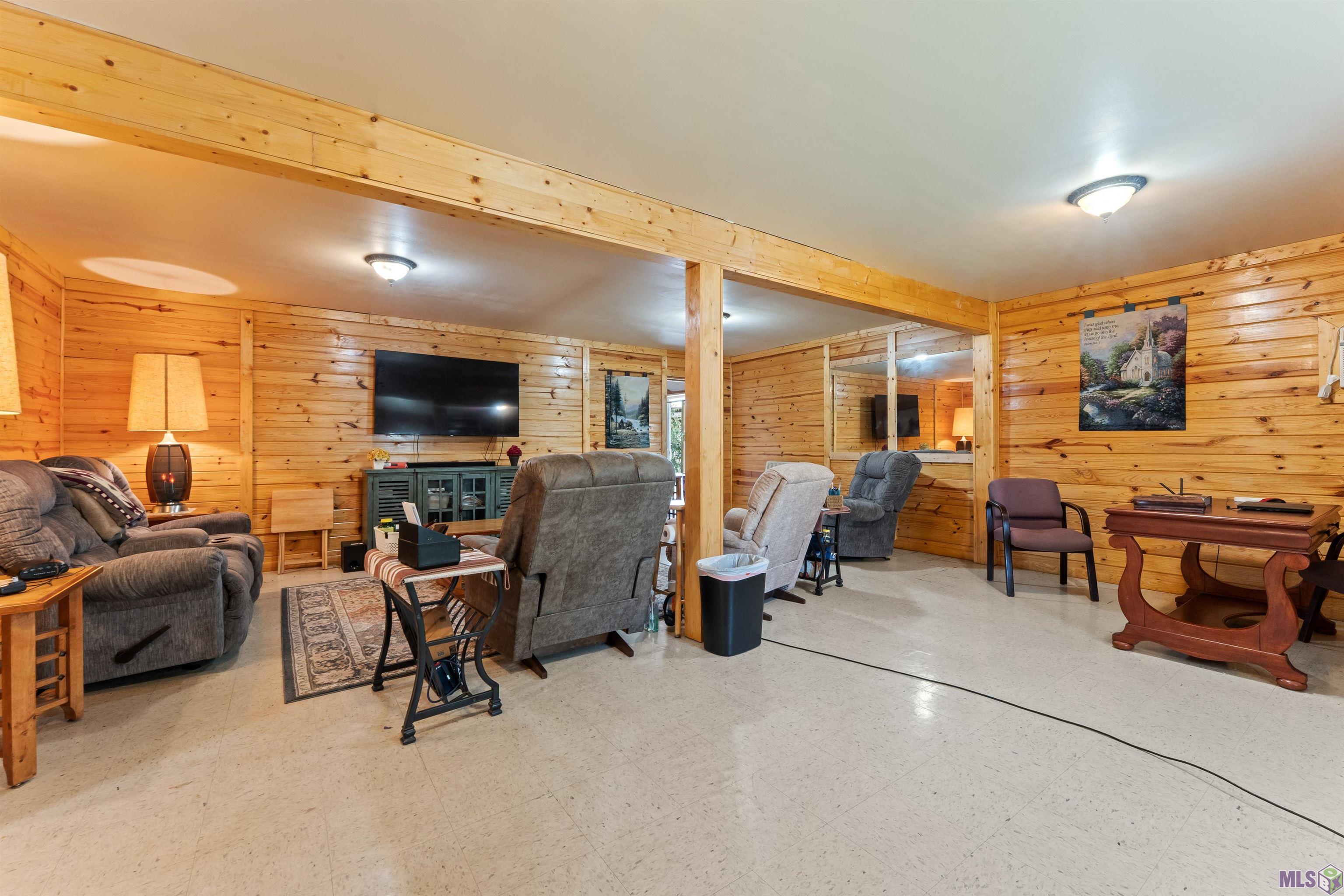 3718 Highway 10 Jackson, LA 70748 - Photo 7 of 32