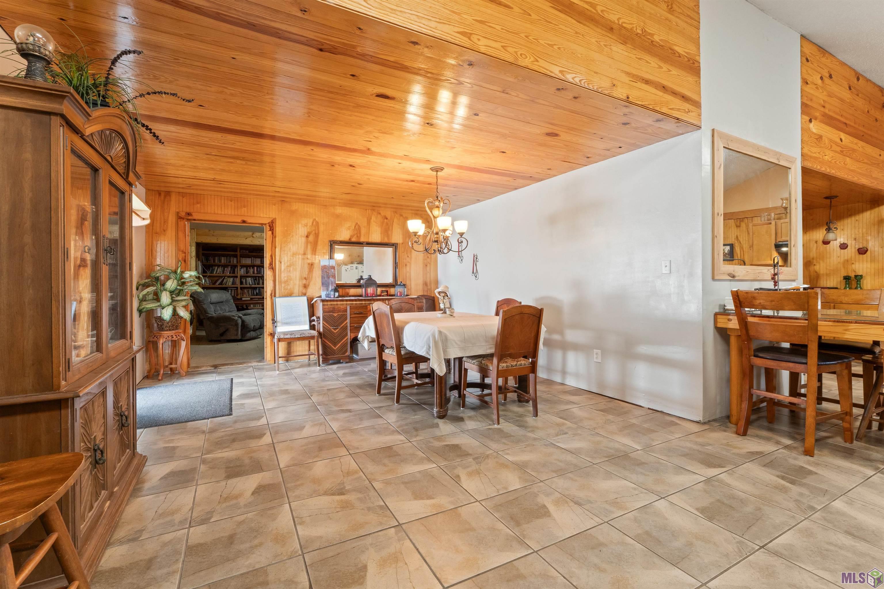 3718 Highway 10 Jackson, LA 70748 - Photo 9 of 32