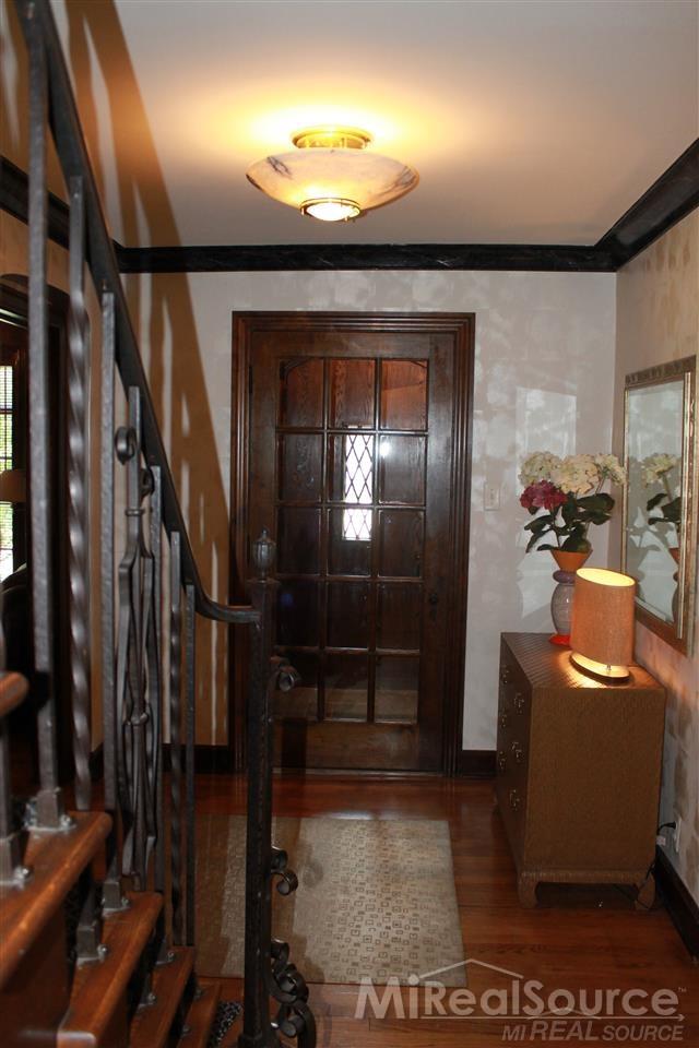 729 Pemberton Road Grosse Pointe Park, MI 48230 - Photo 10 of 46
