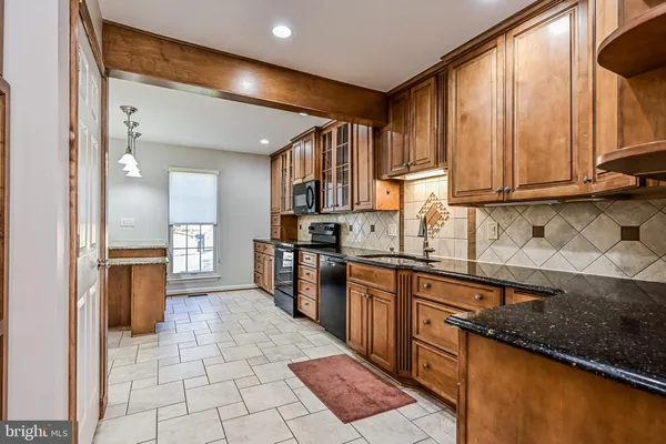 $3,850 | 9929 Hemlock Woods Lane, Burke, VA 22015