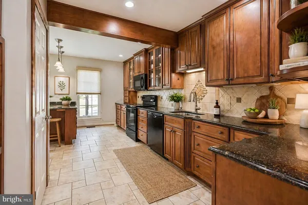 $3,850 | 9929 Hemlock Woods Lane, Burke, VA 22015