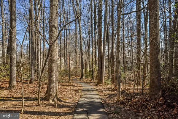 $3,850 | 9929 Hemlock Woods Lane, Burke, VA 22015