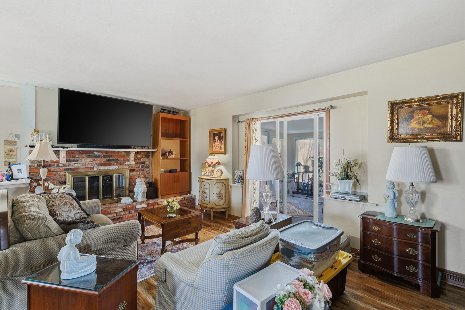 2417 Hickory Grove Road Davenport, IA 52804 - Photo 12 of 39