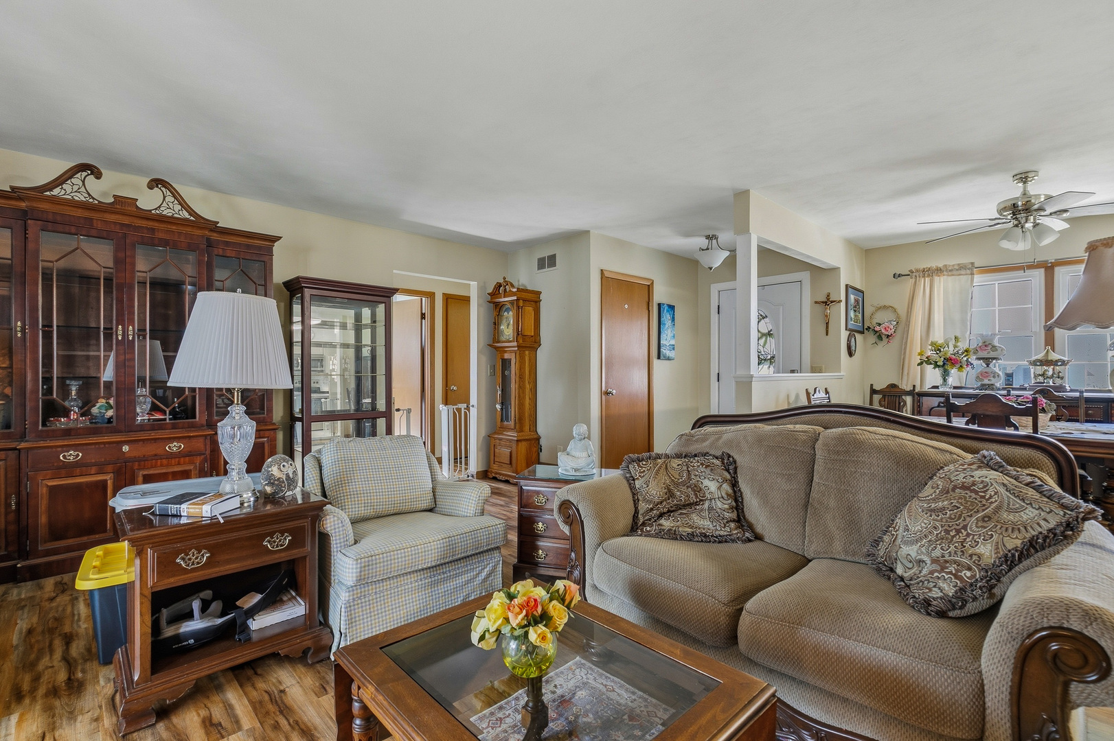 2417 Hickory Grove Road Davenport, IA 52804 - Photo 14 of 39