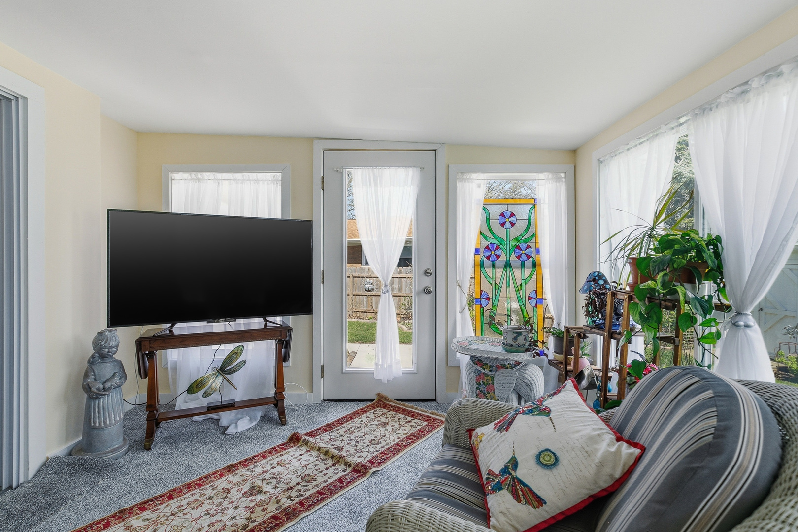 2417 Hickory Grove Road Davenport, IA 52804 - Photo 25 of 39