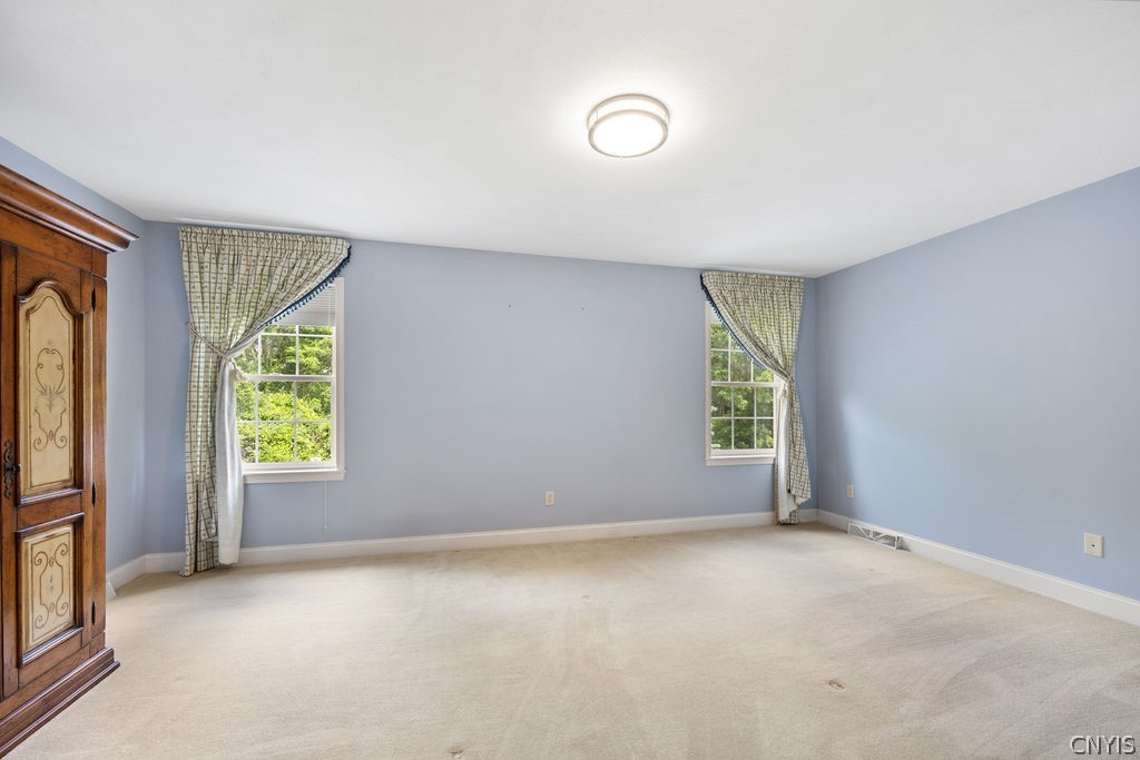 206 Falling Brook Path Manlius, NY 13066 - Photo 23 of 31