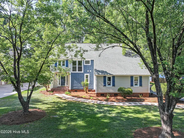 $489,900 | 208 Dupont Circle, Greenville, NC 27858