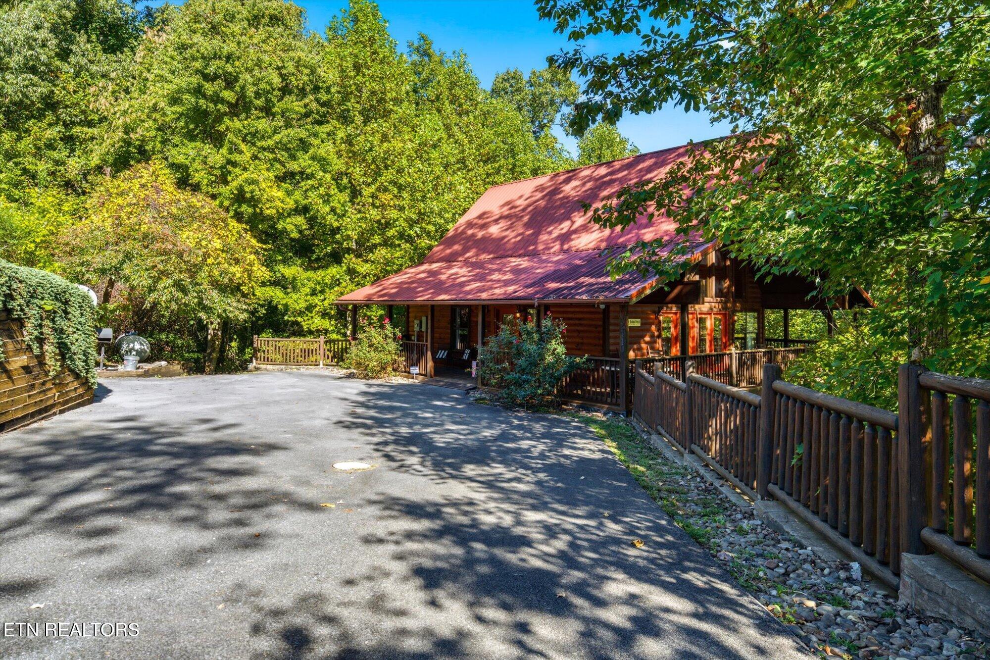 2440 Breezy Road Sevierville, TN 37876 - Photo 33 of 35 02-2440-Breezy-Rd-Sevierville-TN-2