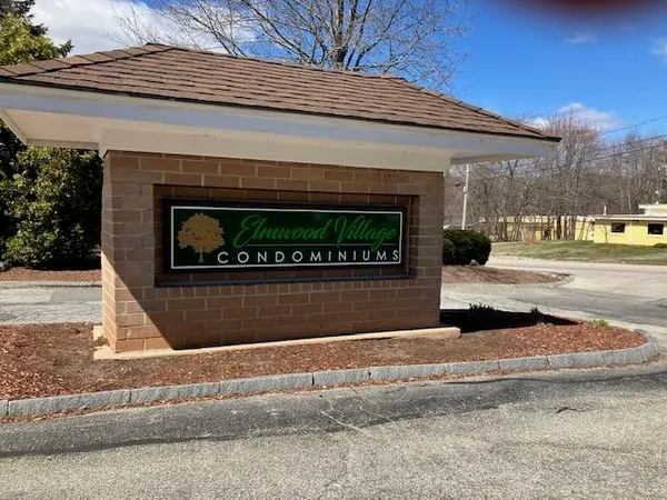 $2,000 | 315 Elmwood Drive, Unit 315, Hudson, NH 03051