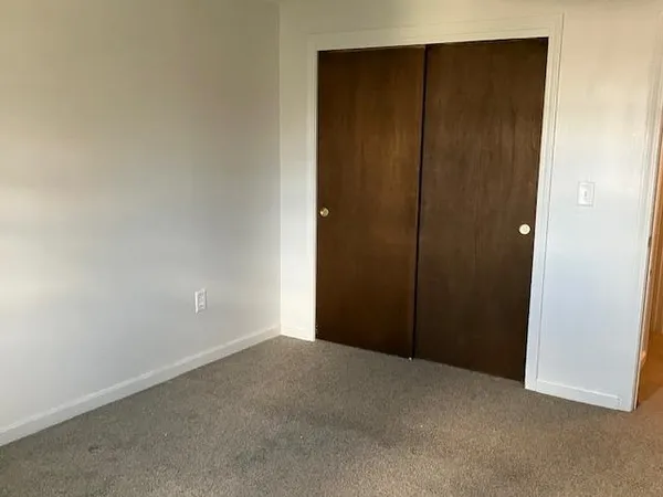 $2,000 | 315 Elmwood Drive, Unit 315, Hudson, NH 03051