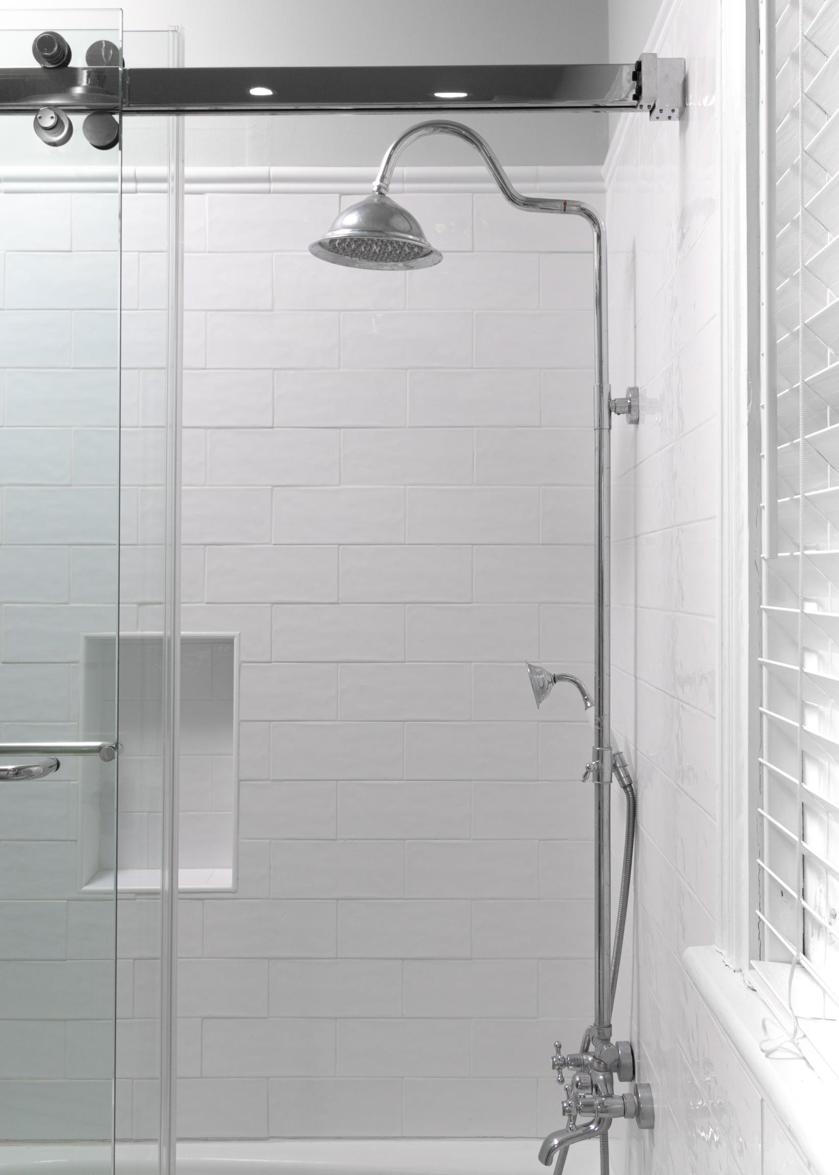 8 Sevilla Street St. Augustine, FL 32084 - Photo 32 of 73 Full bathroom with tiled shower / bath combo