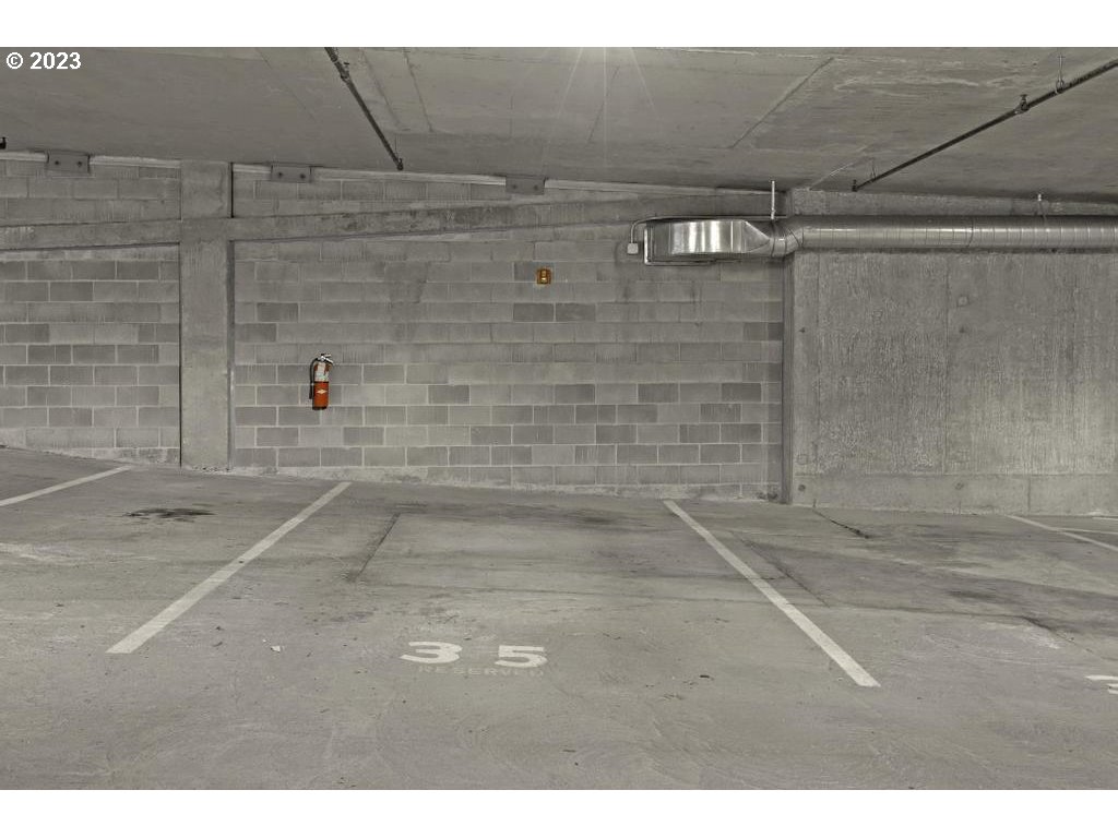 411 Northwest Flanders Street, Unit 401 Portland, OR 97209 - Photo 37 of 38 a view of outdoor space