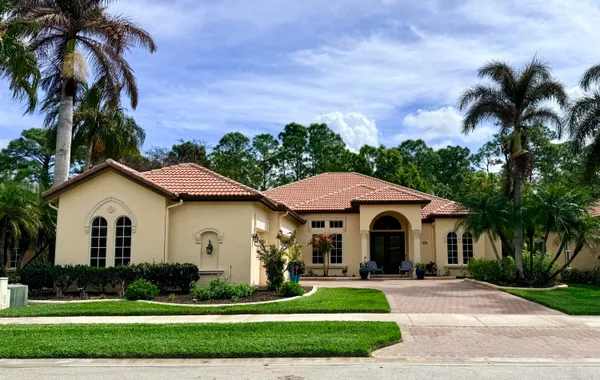 $684,900 | 808 Southwest Classico Court, Port St. Lucie, FL 34986