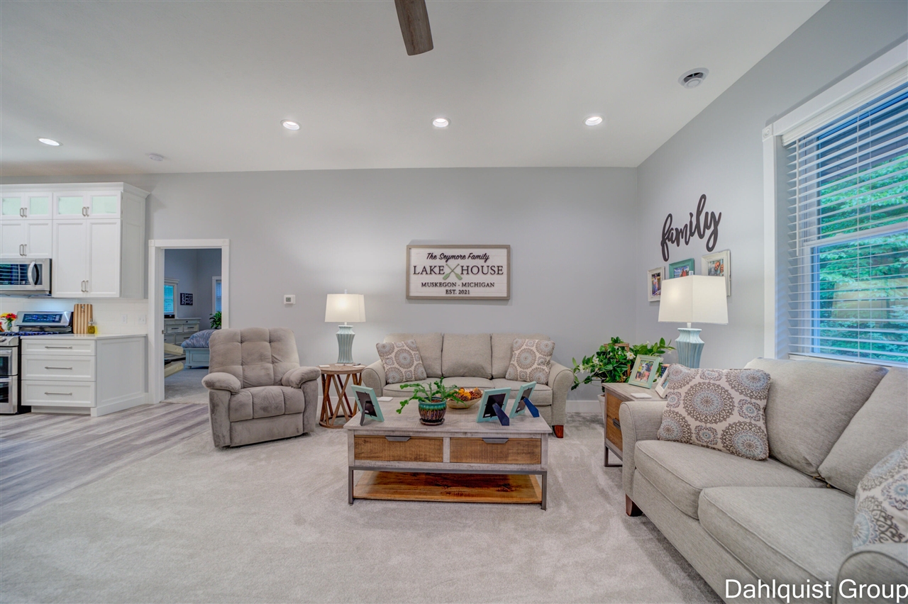 1304 West Michillinda Road Muskegon, MI 49445 - Photo 12 of 64