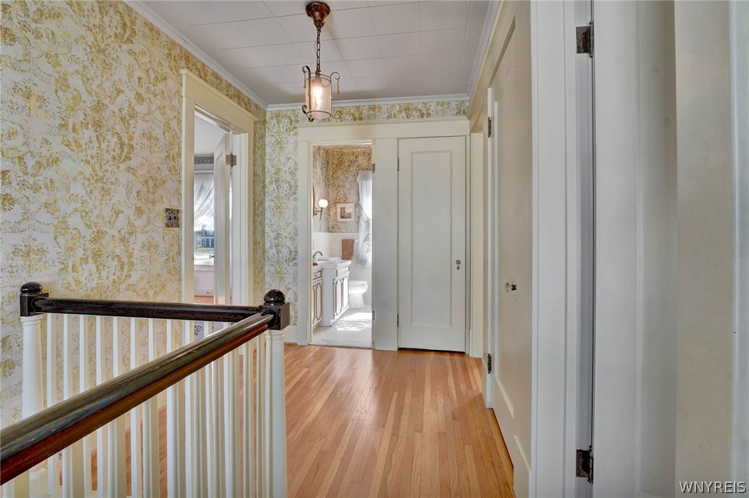 4998 Lake Shore Road Hamburg, NY 14075 - Photo 26 of 44 UPPER HALL