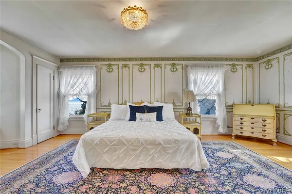 $699,900 | 4998 Lake Shore Road, Hamburg, NY 14075