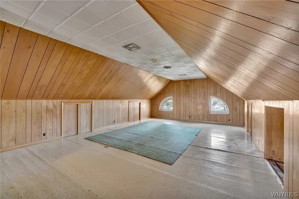 $699,900 | 4998 Lake Shore Road, Hamburg, NY 14075