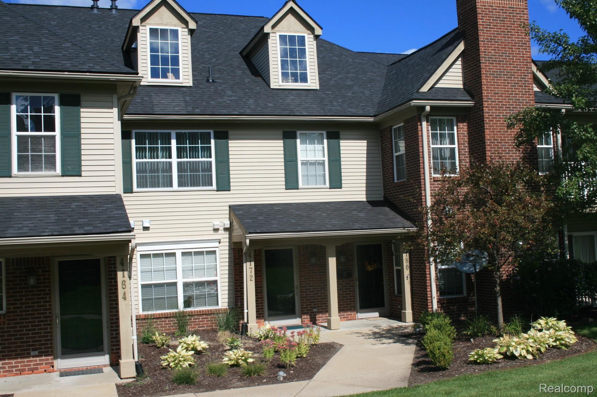 4172 Hampton Ridge Boulevard, Unit 74 Howell, MI 48843 - Photo 2 of 22 2,ft.jpg