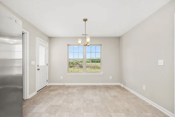 $1,899 | 107 Meadowbrook, Shelbyville, TN 37160
