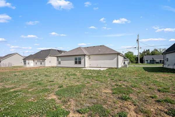 $1,899 | 107 Meadowbrook, Shelbyville, TN 37160