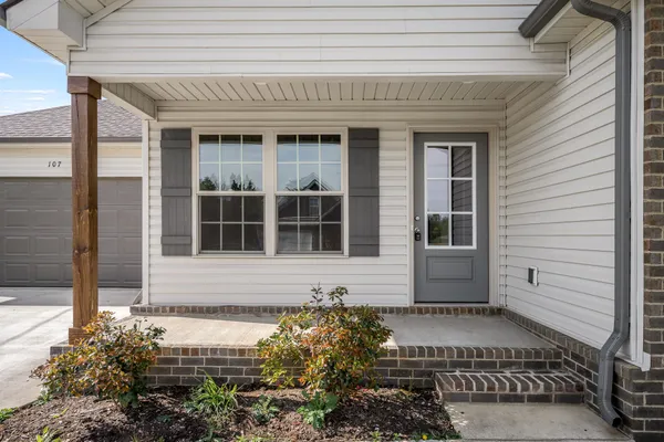 $1,899 | 107 Meadowbrook, Shelbyville, TN 37160