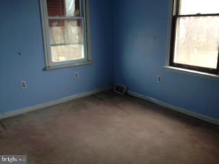 407 North Point Road Baltimore, MD 21224 - Photo 3 of 8 Bedroom