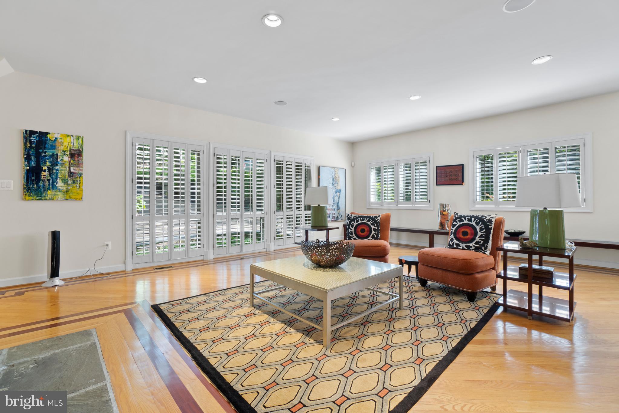 1348 Windy Hill Road McLean, VA 22102 - Photo 21 of 66 Family Room