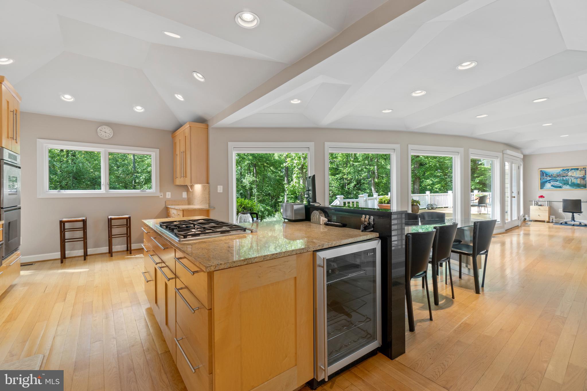 1348 Windy Hill Road McLean, VA 22102 - Photo 26 of 66 Eat- In Kitchen