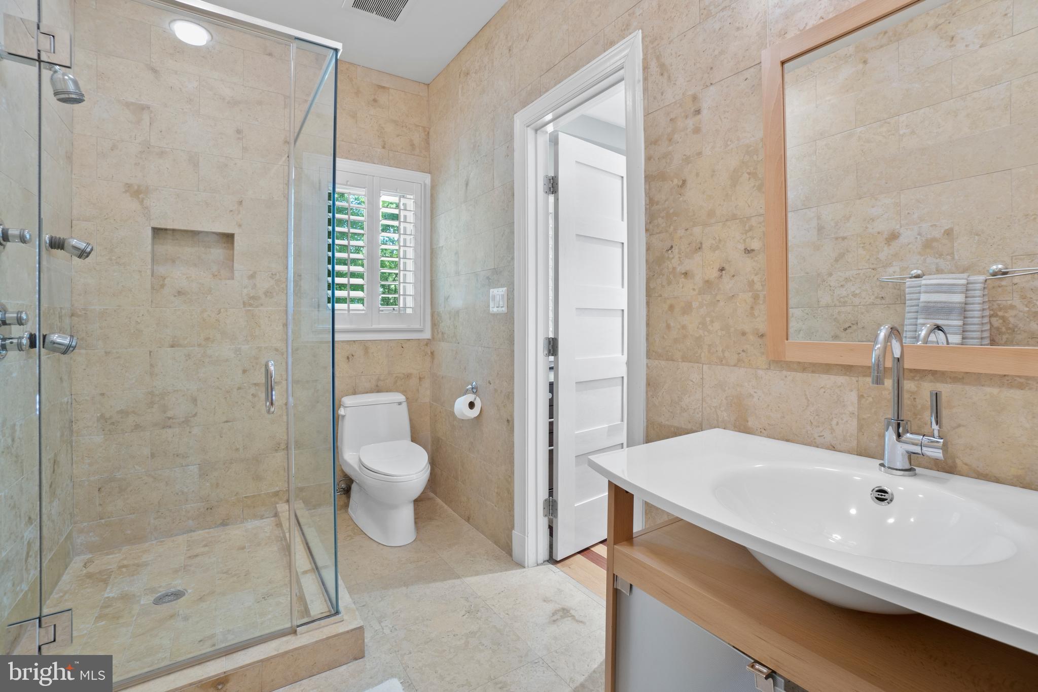 1348 Windy Hill Road McLean, VA 22102 - Photo 31 of 66 Home Office Ensuite Bathroom