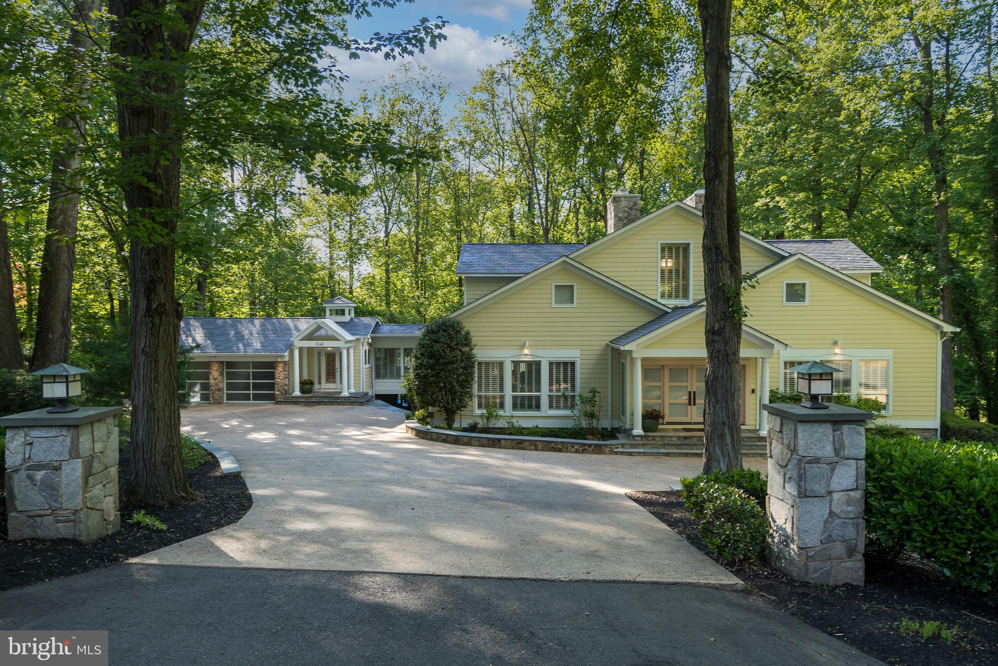 1348 Windy Hill Road McLean, VA 22102 - Photo 6 of 66 Driveway Entry